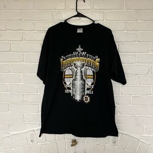 Boston bruins 2011 Stanley cup champions shirt